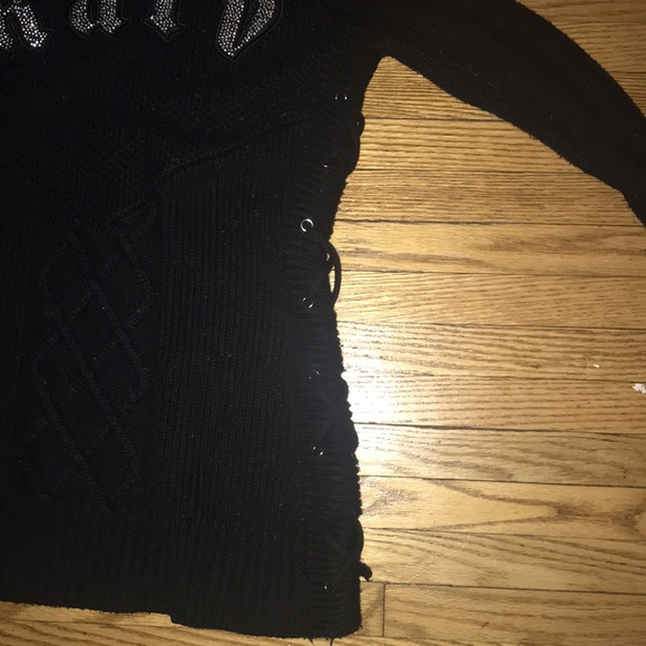 Black knit sweater. Brand is Karv, worn gently, priced at 110$. - Picture 3 of 5